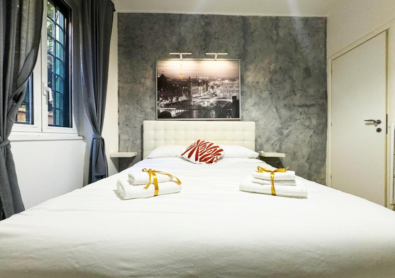 Apartmán Ross House - Metro B Řím Exteriér fotografie